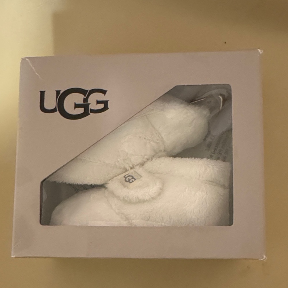 UGG Fluffy White Kids Slippers